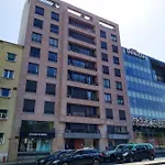 Duplex With Free Pool And Garage Lissabon