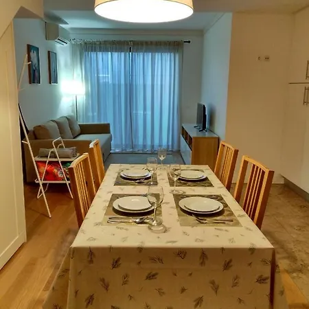 Duplex With Free Pool And Garage Lisbona