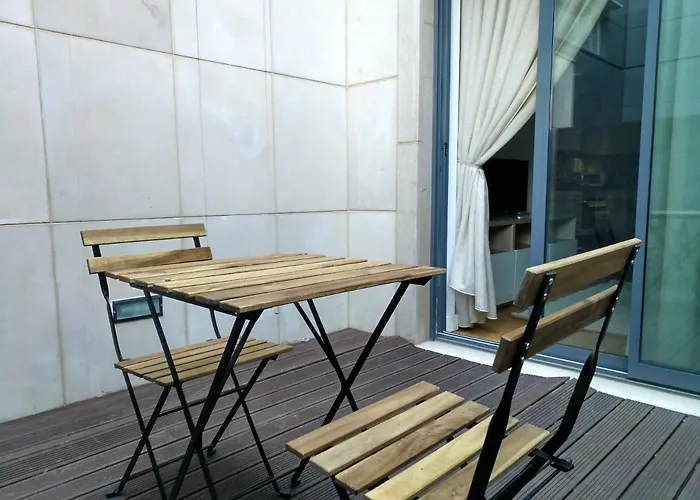 Duplex With Free Pool And Garage 아파트