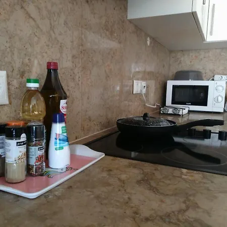 Апартаменты Duplex With Free Pool And Garage Лиссабон