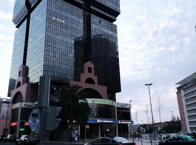 Apartment Duplex With Free Pool And Garage *